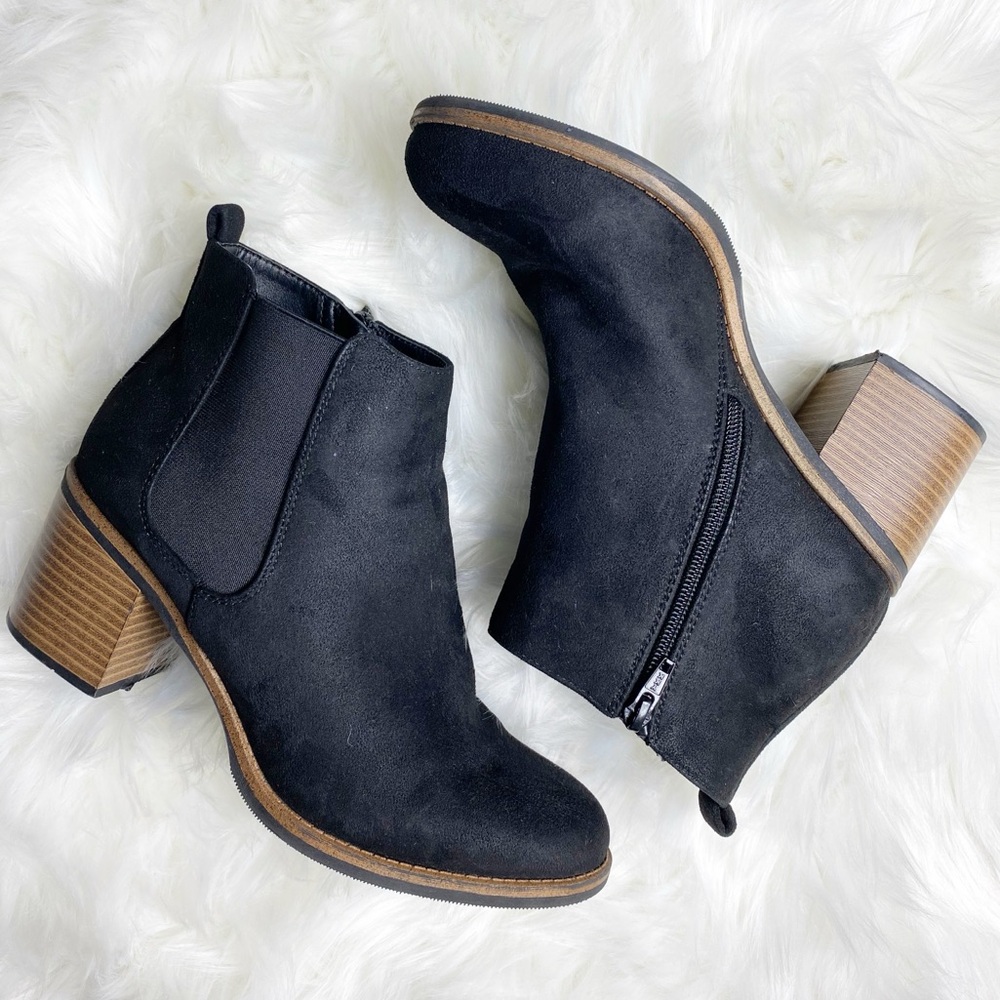 White Mountain Black Block Heel Faux Nubuck Ankle Boots Women Size 8M